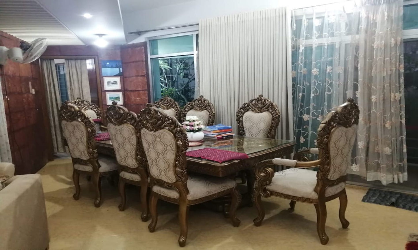 A Nicely Constructed Apartment Of 2019 Sq Ft In Bashundhara For Sale