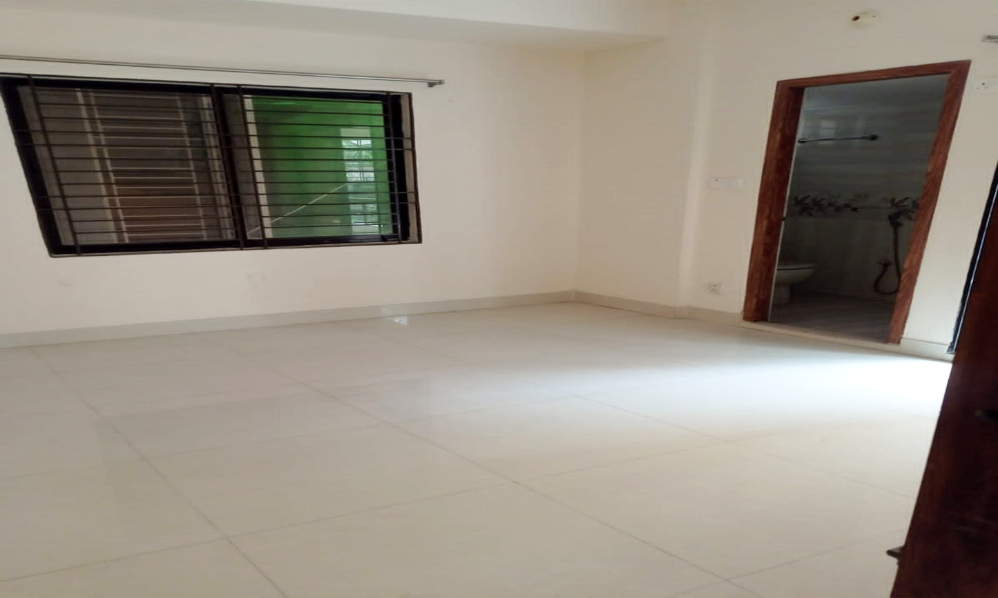A Beautiful Ready Flat With 3 Bedrooms Is Available for Sale At Mirpur-1, TOLARBAG,
